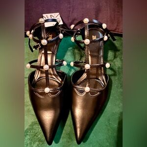 Zara, Black kitten heel strappy shoes with pearl straps, size 38/7.5 US NWT